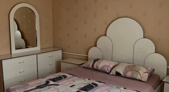 Частный дом на Александровской 9, Забронировать Дом для отпуска Коттеджи Таганрога, рядом с Таганрогский краеведческий музей, Коттедж