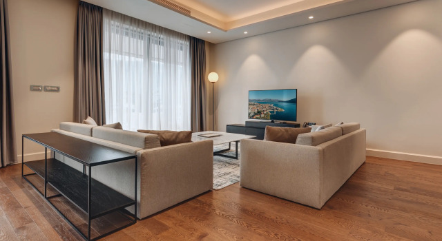 Шестиместный люкс Castelnuovo с балконом и с видом на море Portonovi Resort