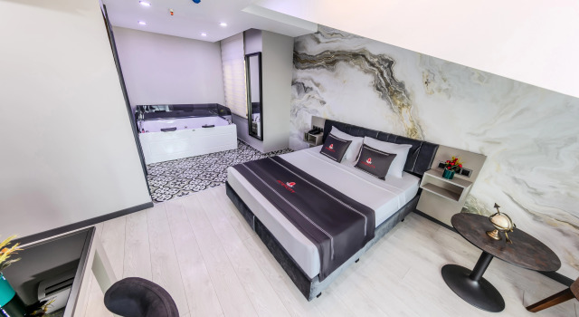 Номер Superior с Джакузи с балконом и с видом на город Intercity Hotel Istanbul Airport