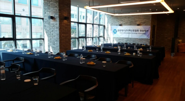 Отель Vella Suite Suwon