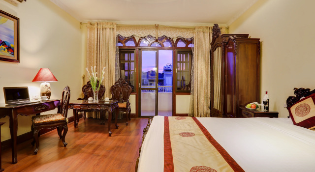Семейный номер Standard с красивым видом из окна Hanoi La Storia Hotel