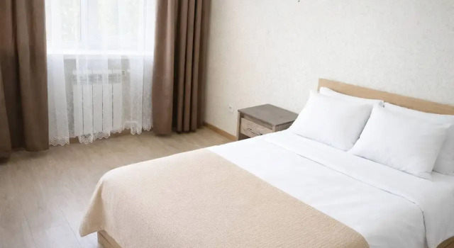 Dvuhkomnatnaya Natalie Rooms ryadom s TC Obrazcovyj dlya 7 gostej Flat, Prenota Appartamento Syzran' 