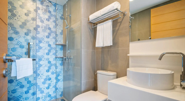 Апартаменты с балконом и с видом на сад Апартаменты Laguna Lakeside Residences by Banyan Living
