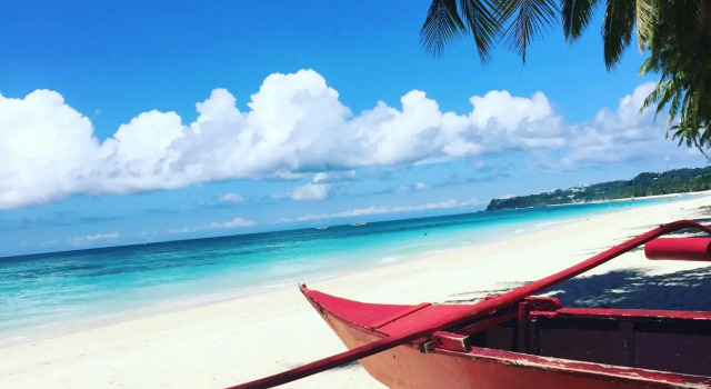 Letto in camerata con balcone e con vista My Hostel Boracay