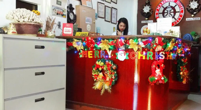 Семейный номер Standard с красивым видом из окна DMariners Inn Hotel