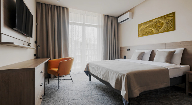 Двухместный люкс с 2 комнатами с балконом Отель Greengate Hotel&Spa
