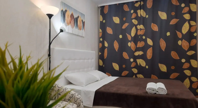 2-Kh Komnatnaya Prospekt Kalashnikova Flat, Prenota Appartamento Hotel a Udmurtia con parcheggio, Parcheggio