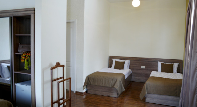 Четырёхместный номер Deluxe Гостиница Park Village Hotel and Resort