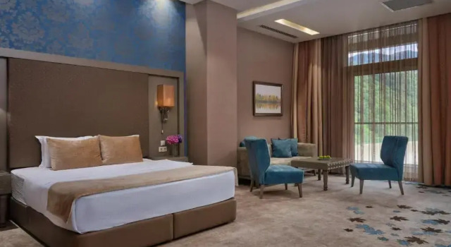 Люкс Семейный с 2 комнатами с балконом Qafqaz Tufandag Mountain Resort Hotel