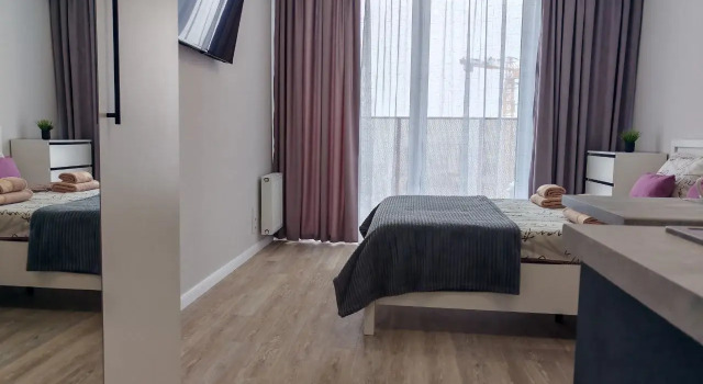 Studiya V Zhk Yevropeyskiy Bereg Flat, Prenota Appartamento Hotel a Tyumen Region con parcheggio, Parcheggio