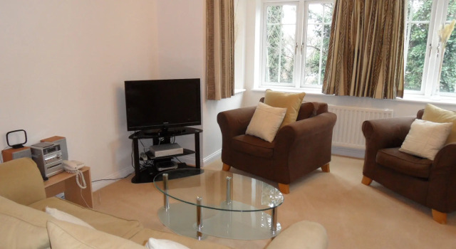Апартаменты Basingstoke Apartments - Westlands House, City Centre, Home-From-Home