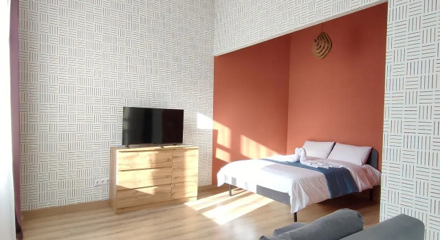 Stilnaya cnistaya u Ledovogo dvorca Flat, Prenota Appartamento Hotel a Udmurtia con parcheggio, Parcheggio
