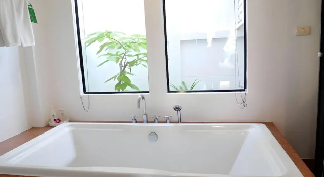 Двухместный номер Deluxe с террасой Sino Wing The Old Phuket - Karon Beach Resort