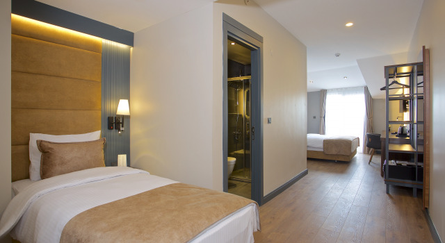 Трёхместный номер Deluxe с балконом Days Inn by Wyndham Istanbul Arnavutkoy