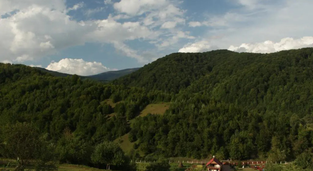 Svit Sontsya, Prenota Base turistica Hotel a Carpathians - Ukraine con piscina, Piscina