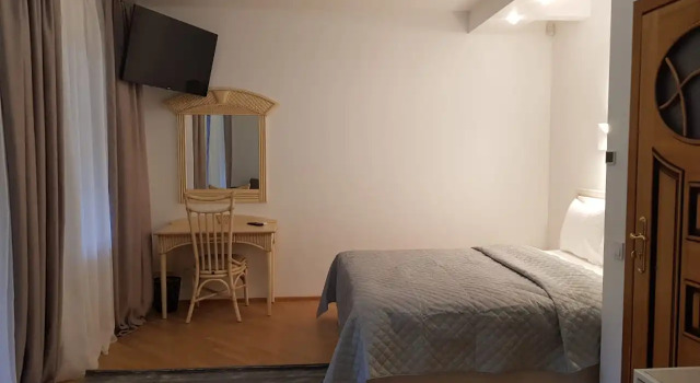 Номер Стандарт с улучшенной планировкой №11 с балконом Отель MAZIIZ Hotel Zelenogradsk