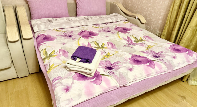 Uyutnaya Kvartira Na Preobrazhenke, Book Apartment Hotels in VAO Area with Parking, Parking