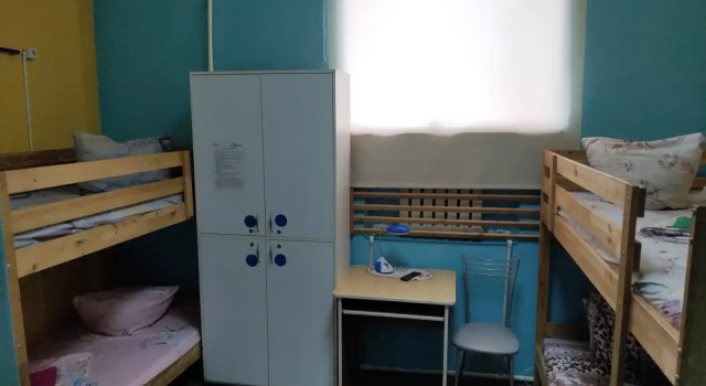 Кровать в общем номере Хостел Профит
