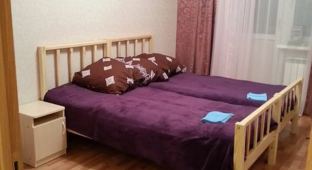 Двухместный номер Standard с балконом и с красивым видом из окна Хостел ПанДа на Взлетке