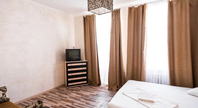 Magnit Hotel, Boek Hotel Magnitogorsk Chelyabinsk