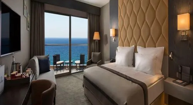 Двухместный номер Standard с балконом и с видом на море Отель Elexus Hotel Resort & Spa & Casino
