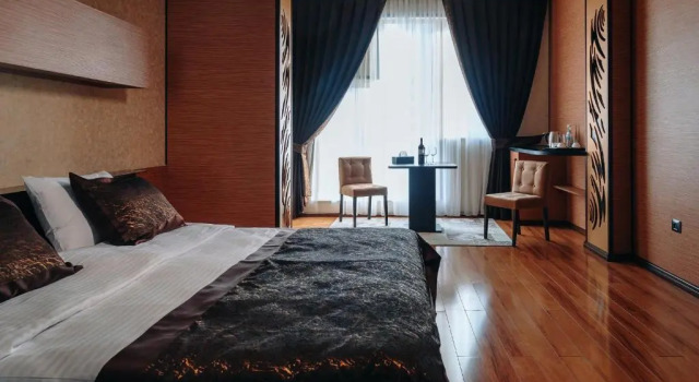 Двухместный люкс с балконом Отель Bayil Breeze