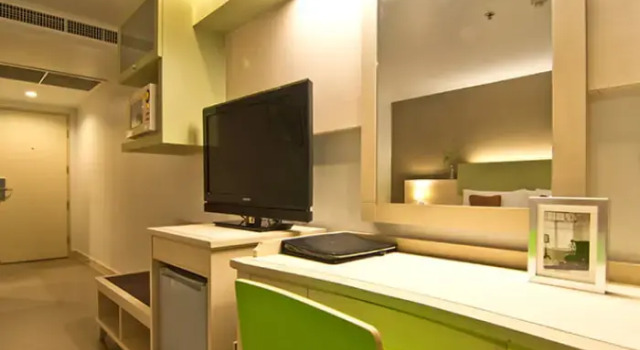 Двухместный номер Deluxe с балконом Sunshine Vista Hotel