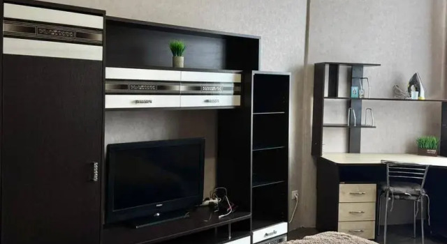 V Pereulke Nekrasova 43 Flat, Prenota Appartamento Hotel a Barnaul con parcheggio, Parcheggio