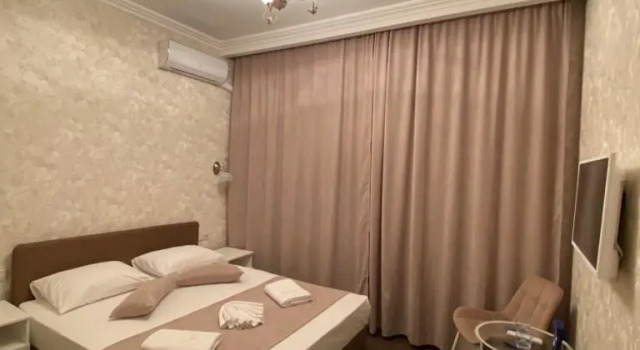 Отель Элитон