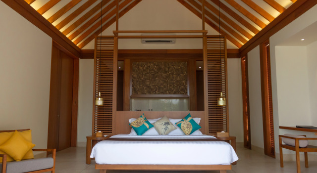 Четырёхместная резиденция Luxury Beach с 2 спальнями Beach View Furaveri Maldives - COMPLIMENTARY ROUND-TRIP SEAPLANE TRANSFER FOR TWO FOR A MINIMUM OF 5 NIGHTS OR MORE FOR STAYS 1ST MAY 2026 TO 23RD DECEMBER 2026