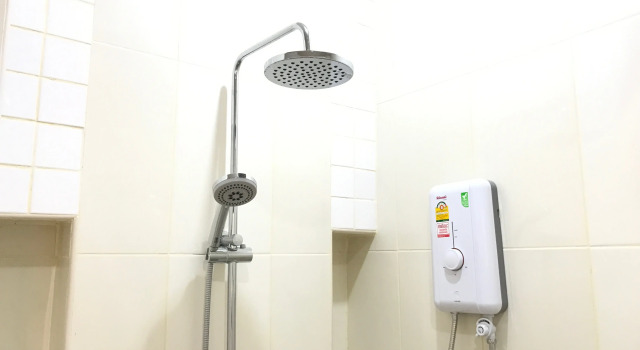 Люкс с балконом и с красивым видом из окна Habitat Hotel