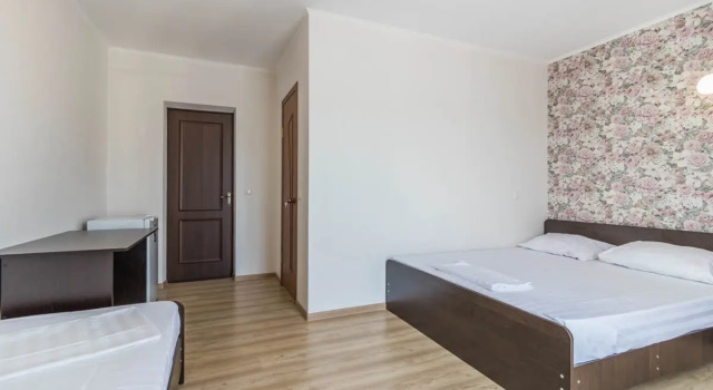 Трёхместный номер Comfort с балконом Гостевой дом Лагуна