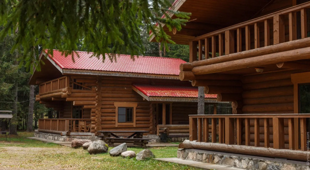 Четырёхместная студия с диваном Отель Valday Hunting & Country Club