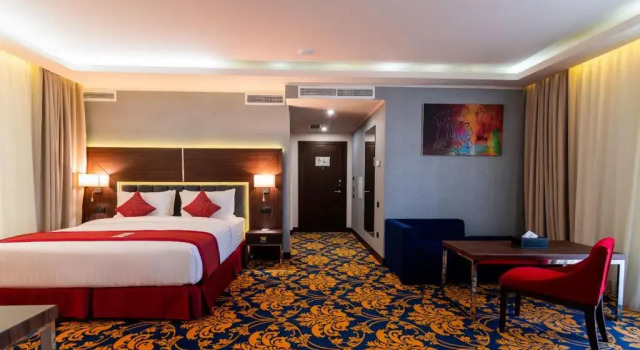 Двухместный полулюкс Ramada Hotel & Suites by Wyndham Yerevan