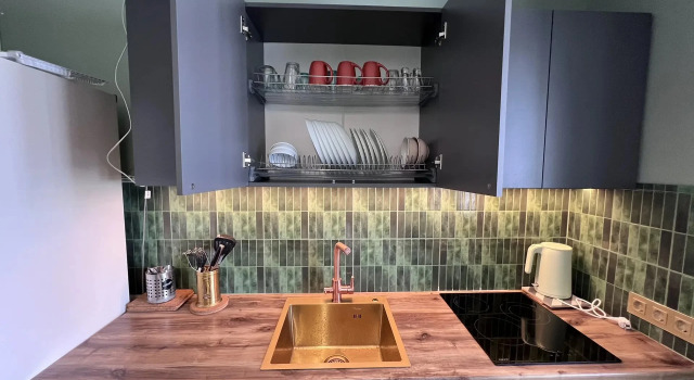 Chetyrekhkomnatnaya V Tsentre Rezha Flat, Buchen Sie Ferienwohnung Resch Oblast Swerdlowsk