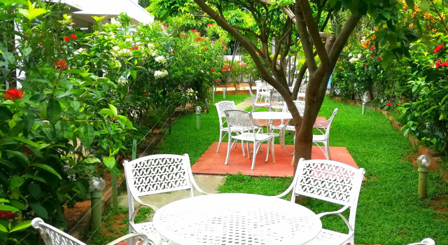 Гостевой Дом French Garden Tourist Rest