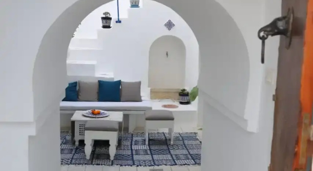 Dar Azur Hammamet Guest House, Rezerwuj Pensjonat Hotele w Nabeul Governorate z parkingiem, Parking