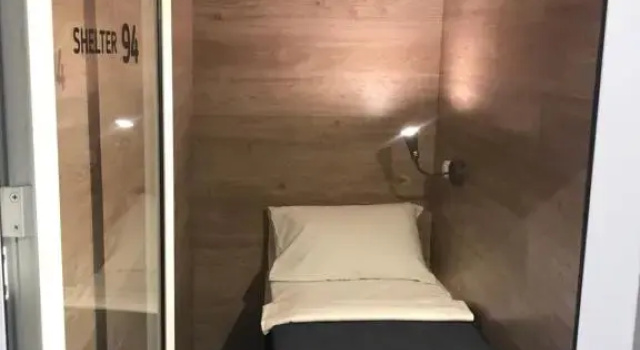 Одноместный номер Улучшенный без окна SHELTERZ Электрозаводская