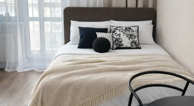Uyutnaya Studiya s Novym Remontom v Kazani Flat, Prenota Appartamento Hotel a Tatarstan con parcheggio, Parcheggio