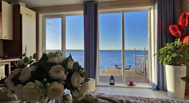 Na Ulitse Poluostrov Malenkiy Private house, Prenota Casa vacanze  