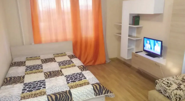 Apartamenty Malakhit Flat 3, Prenota Appartamento Oktyabrsky district 