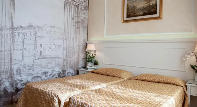 Полулюкс Hotel Palladium Palace