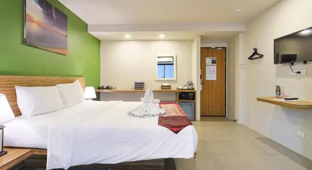 Двухместный номер Superior с балконом Gu Hotel Patong