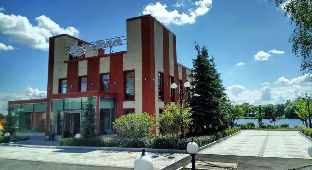 Отель Water House