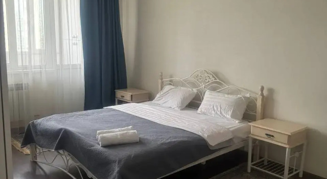 Bayhouse V Zhk Orkendeu Dlya 8-I Gostey Flat, Prenota Appartamento Hotel a Almaty con parcheggio, Parcheggio