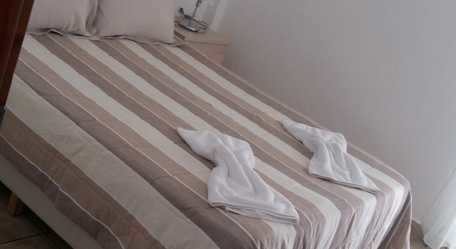 House Petridis, Book Apartment  