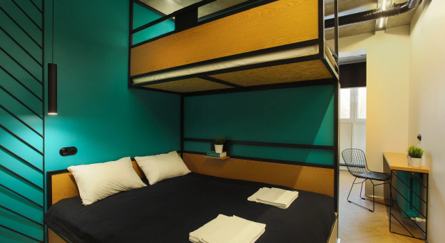 Standard famille chambre avec balcon Hostel Suffix