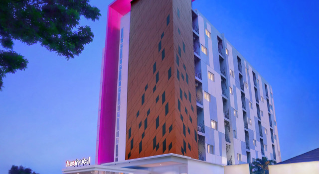 favehotel Simpang Lima Semarang, Rezervovat Hotel Hotely v centru Semarang, hotely v centru Semarang, Parkování