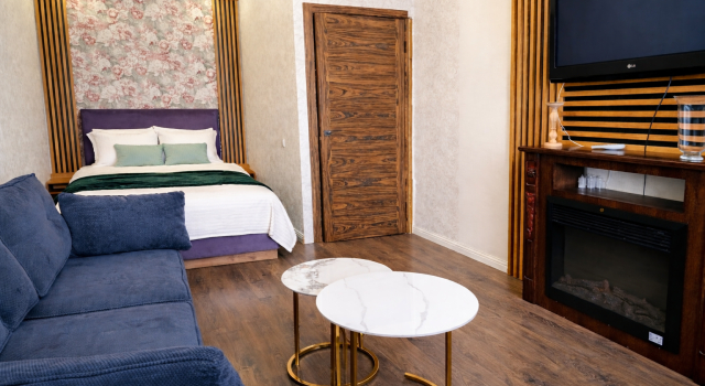 U moskovskogo prospekta s kaminom Flat, Book Lejlighed Moskovskiy district Sankt Petersborg, nær Elektrosila Metro Station