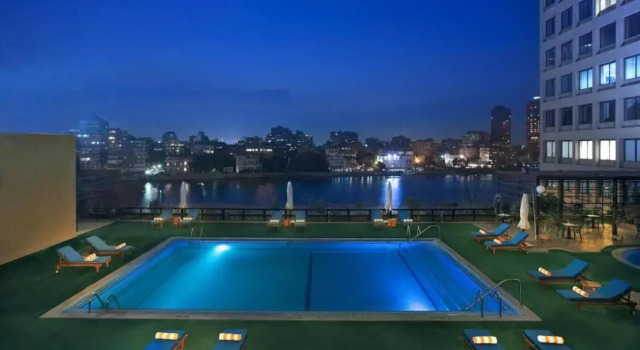 Люкс Regent с балконом Отель Cairo World Trade Center Hotel & Residences